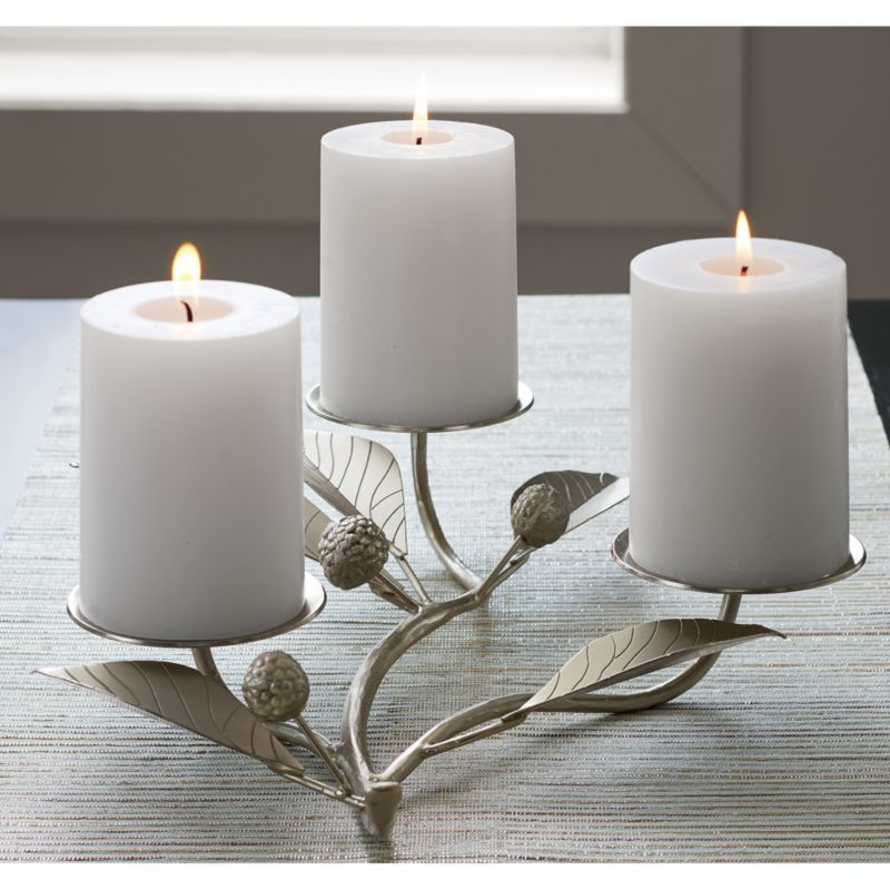 Picture of Leaf-Design Metal Candle Holder