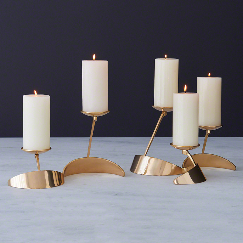 Picture of Curved Gold Metal Candle Holder